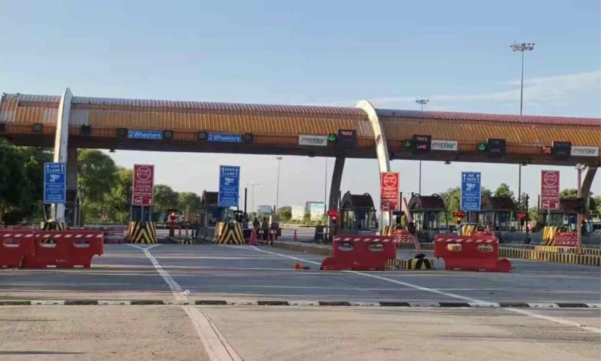 Expressway toll tax Now this much toll tax will be charged for driving on the expressway